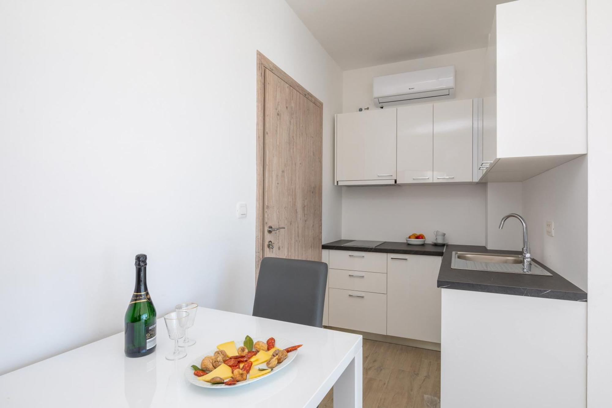 Beach Sunrise Apartments Dugi Rat Zimmer foto