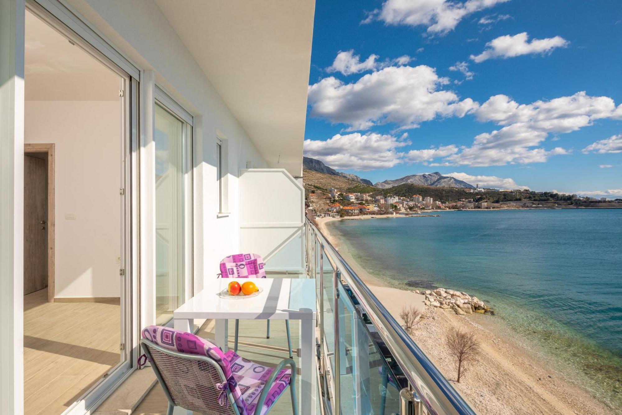 Beach Sunrise Apartments Dugi Rat Exterior foto
