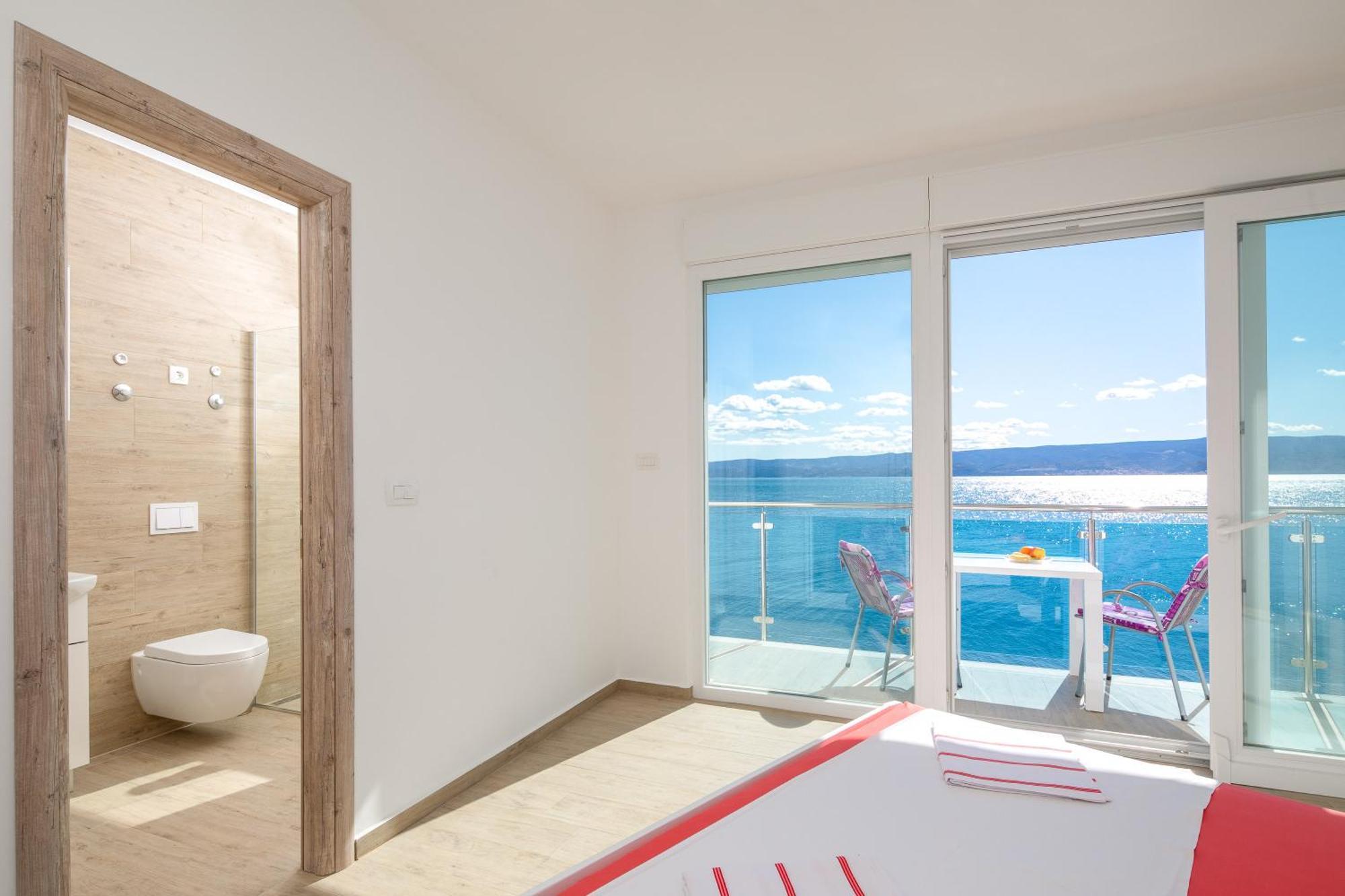 Beach Sunrise Apartments Dugi Rat Exterior foto