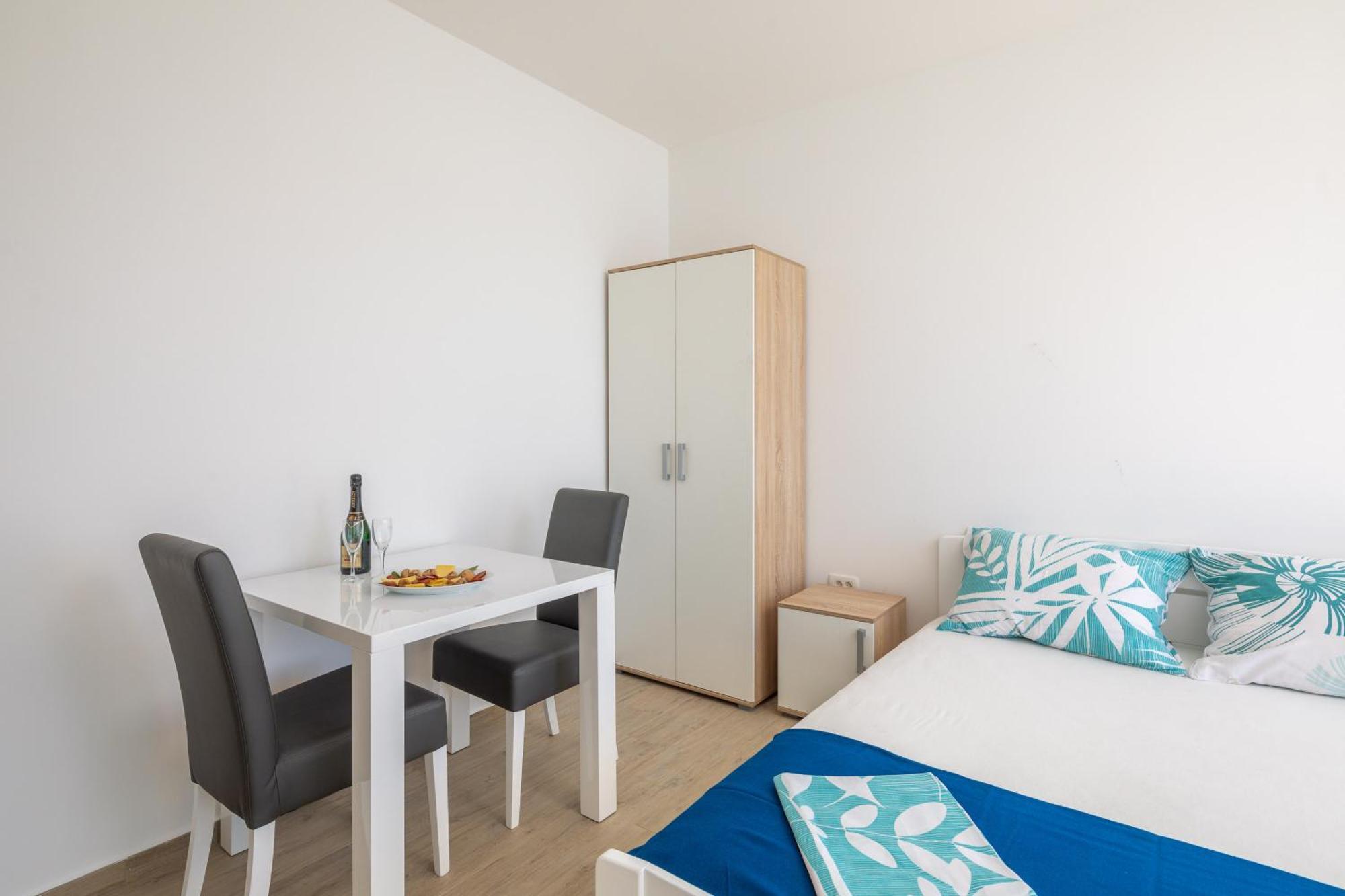 Beach Sunrise Apartments Dugi Rat Zimmer foto
